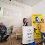 spotkanie wielotematyczne członków Koła Wałbrzych w bibliotece "Pod Atlantami"