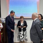 Zdjęcia przedstawiają uroczyste otwarcie Windy w siedzibie Polskiego Związku Niewidomych Okręgu Dolnośłąskiego